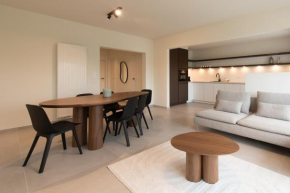 Cozy Seaside Apartment